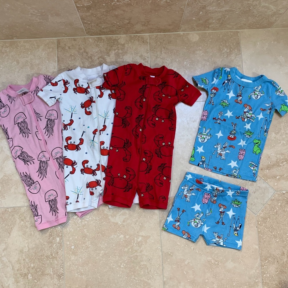 Hanna Andersson Set of 4 Short Pajamas Size 75